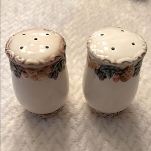 Vintage 1950s Lefton Japan Fruit Porcelain Salt & Pepper Shakers